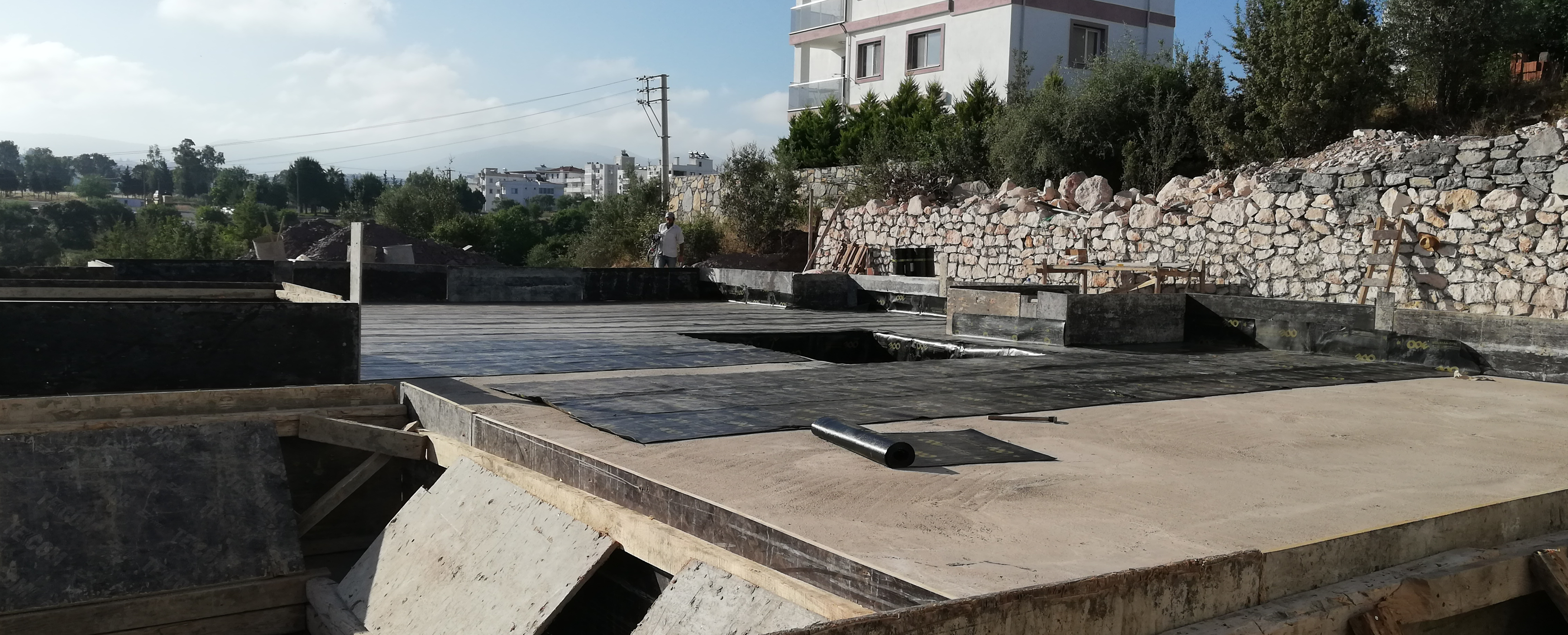 Her yapımızda güven, estetik ve sürdürülebilir kaliteyi bir araya getiriyoruz.